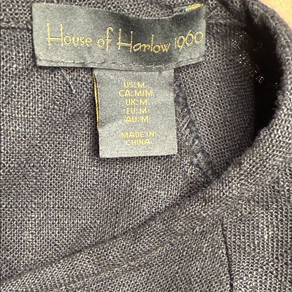 House of Harlow 1960 Elegant Black Blouse - Picture 4 of 5